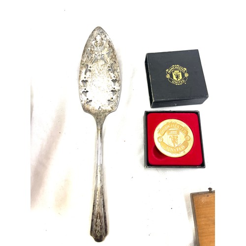 102 - Selection of collectable items includes silver rimmed pipe, pocket knives etc