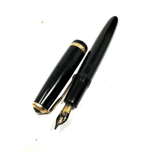 Parker Duofold Fountain Pen Vintage Black 14ct Gold Nib Writing