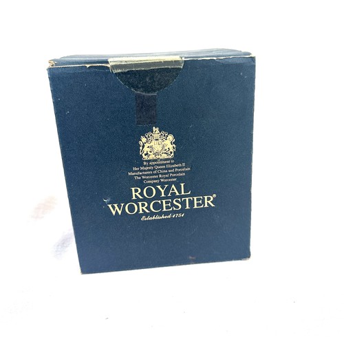 543 - Boxed Royal Worcester Govinder Le chatdleu small cup and saucer, in original box