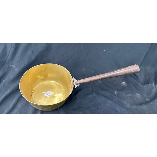 52 - 2 Antique small brass and copper saucepans 7.5 inches diameter