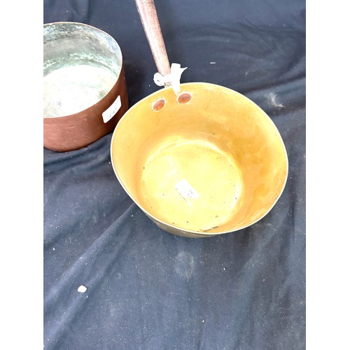 52 - 2 Antique small brass and copper saucepans 7.5 inches diameter