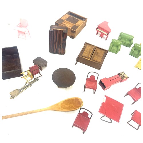 49 - Selection of vintage dolls accessories to include 1960's metal furniture etc