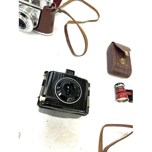 34 - Selection of vintage cameras and items to include Sankyo 8-cm micro zoom, Baby Brownie, Kodak, all u... 