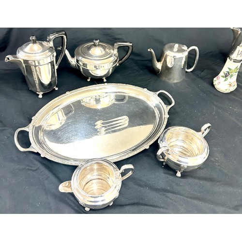 95 - Selection of silver plate / EPNS to include tea set etc