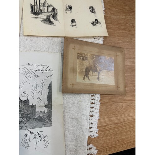 118 - Selection of vintage sketches and drawings