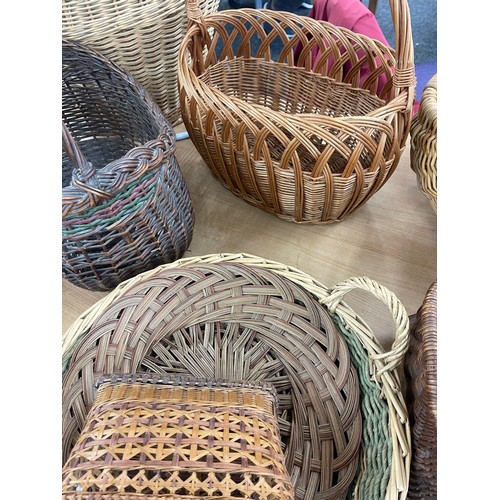 166 - Large selection of assorted wicker baskets