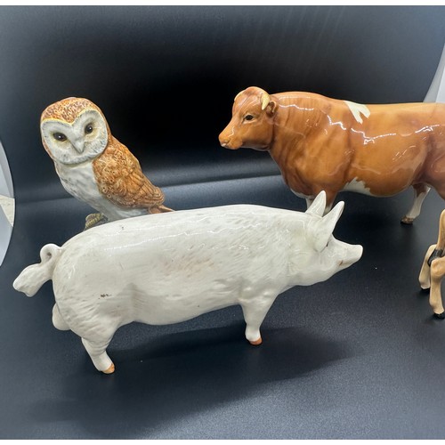 390 - Selection of Beswick animals to include calf, owl 2026, white pig Wall champion boy and Sabina's Sir... 