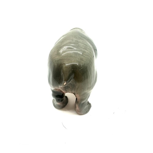 401 - Beswick Hippo model 1532, firing mark to tail