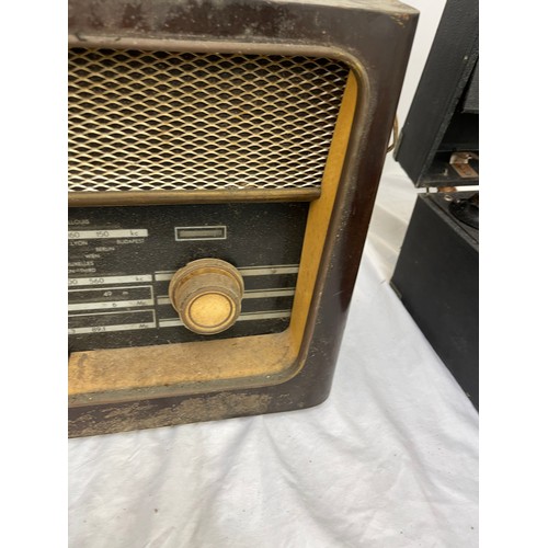 143 - Antique wind up gramophone and a vintage radio