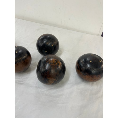 263 - Large selection of lawn bowls