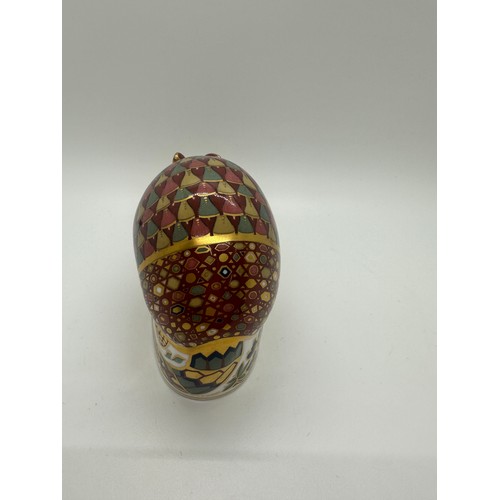 428 - A Royal Crown Derby paperweight, Armadillo, gold stopper, red printed marks and Royal Crown Derby st... 