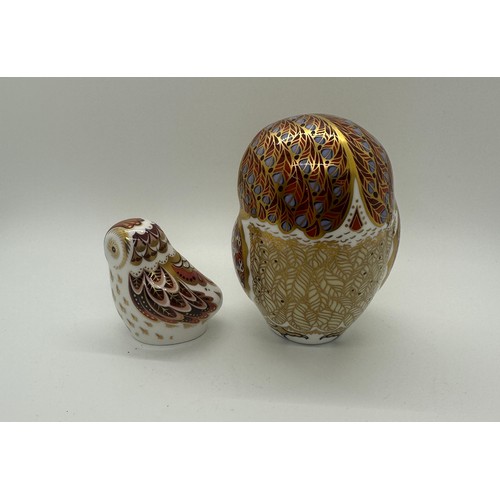 420 - Two Royal Crown Derby paperweights, Barn Owl, 11cm high, designed by John Ablitt and Owlet, an Exclu... 