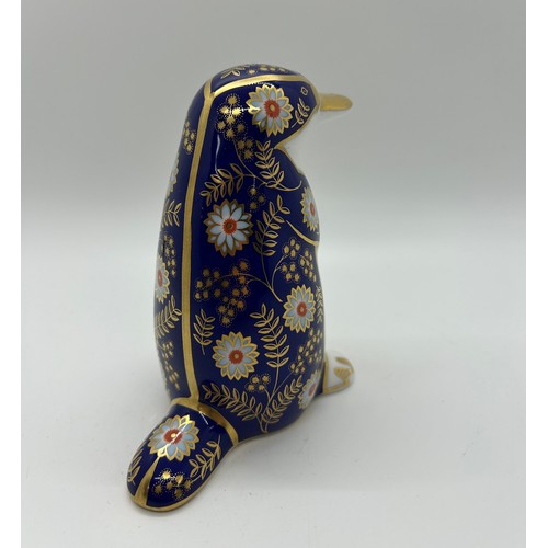 427 - A Royal Crown Derby paperweight, Platypus, introduced to mark the 1988 Australian bi-centenary celeb... 