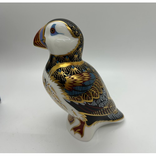 426 - A Royal Crown Derby paperweight, Puffin, gold stopper and red Royal Crown Derby stamp on the base, b... 