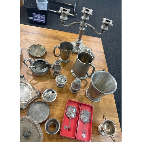 205 - Selection of metalware includes pewter, silver plate etc