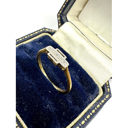 77 - Art Deco 18ct gold diamond ring weight 2.1g