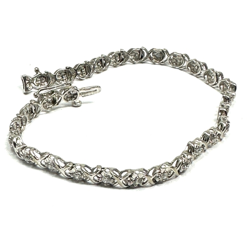 92 - 9ct gold diamond tennis bracelet weight 5.9