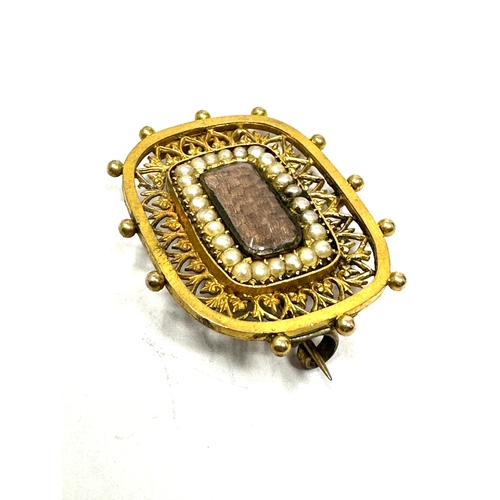 93 - Antique 15ct gold mourning brooch ert tested as 15ct weight  4.4g