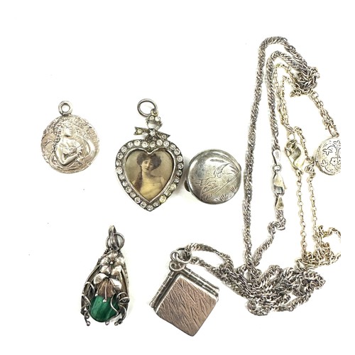 578 - Antique silver paste heart locket and other jewellery