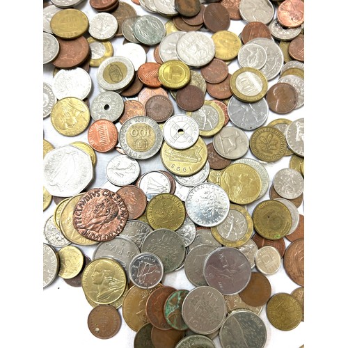 518 - Large selection of assorted vintage and later foreign coins