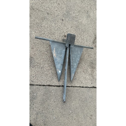 100F - Skeg anchor