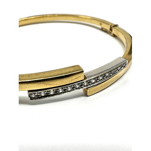 282 - 9ct Gold Diamond Hinged Bangle (8.8g)