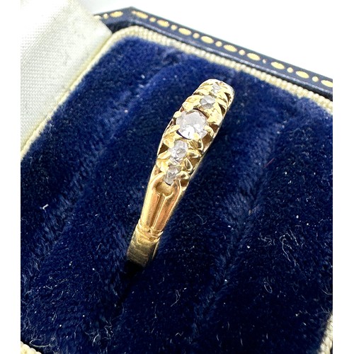 210 - 18ct Gold Diamond Ring (3.2g)