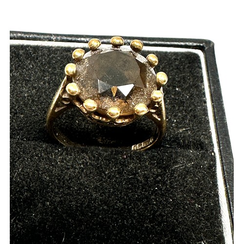 294 - 9ct gold smoky quartz ring (4g)