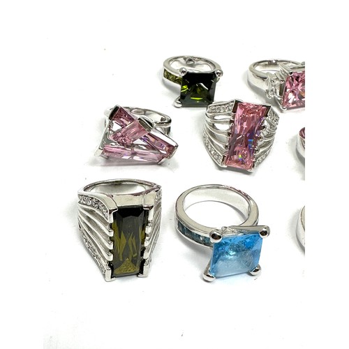 304 - A collection of silver cocktail rings (98g)