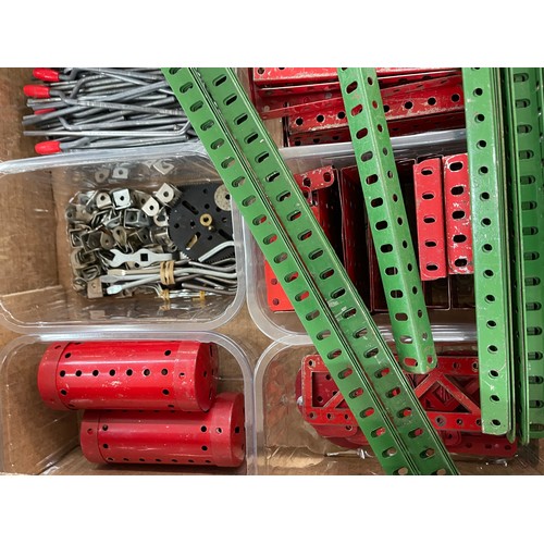 221 - Large selection of vintage Meccano pieces