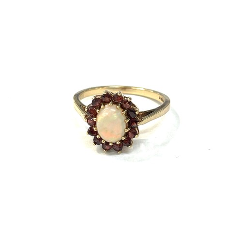 544 - Ladies 9ct gold opal and garnet cluster ring 2.9grams ring size q