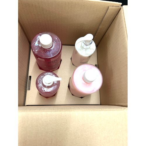 164 - Brand new and boxed SBC Collagen Gel with Pump Dispenser - Pink, 1000ml, Bath and shower gel cream 1... 