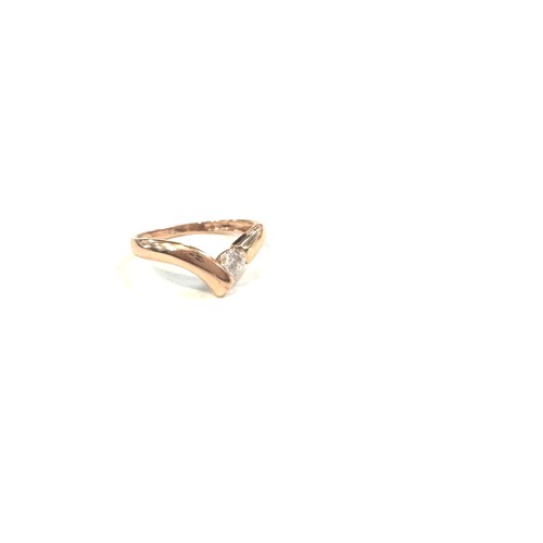 534 - Ladies 14ct gold stone set dress ring, ring size Q weight 2.3 grams