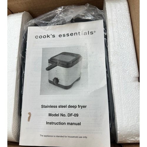 163 - New and boxed Cookers essential pressure cooker model 801384 TL 00, Stainless steel deep fryer Model... 