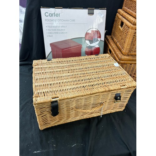 260 - Selection of wicker storage baskets, storage cube