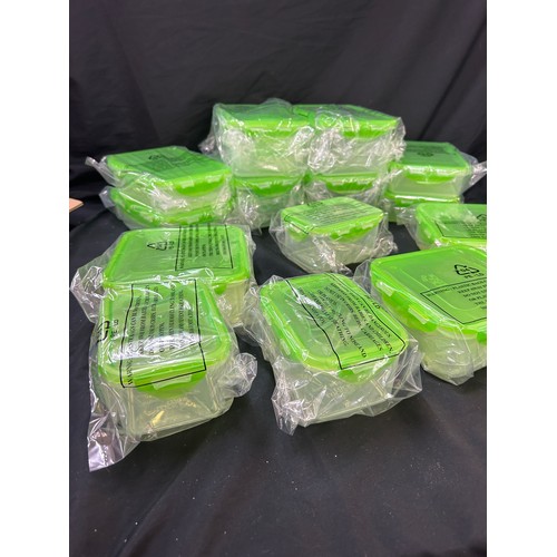 130 - Set of approx 20 brand new LocknLock green topped plastic storage containers, various sizes