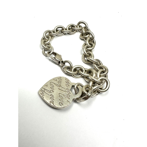 311 - A silver bracelet by Tiffany and Co (28g)