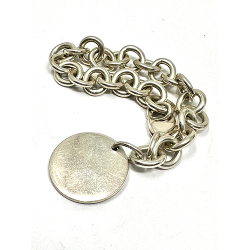 352 - A silver bracelet by Tiffany and Co (37g)