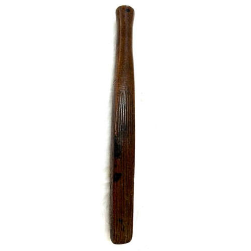 479 - Early 20th century Fijian tribal tapa beater, the club end of square form with rows of grooves to tw... 