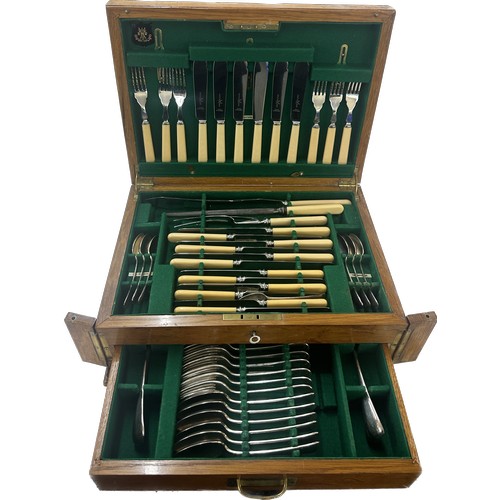 494 - Vintage oak campaign cutlery set