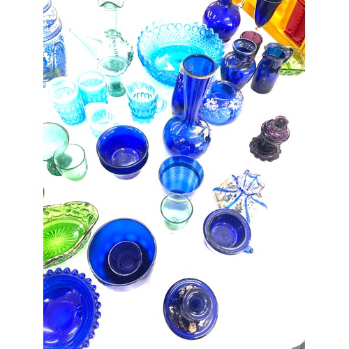 234 - Large quantity of antique & vintage coloured glass ware, pressed glass etc (1 box)