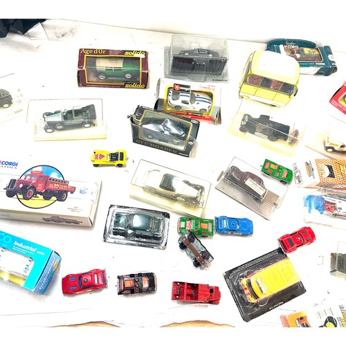 175 - Large selection of vintage toy cars in original boxes to include Corgi Motor Bp, Solido etc