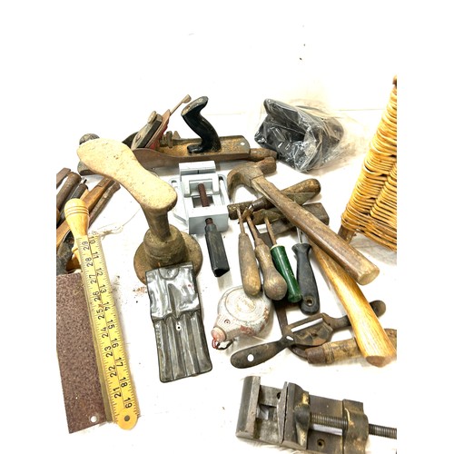 345 - Large selection of vintage tools to include saws, cobblers tool, files etc