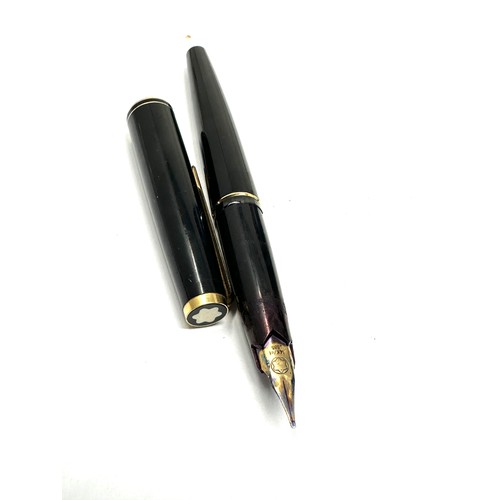 417 - Montblanc Fountain pen