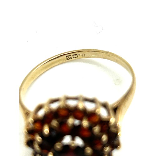 413 - Vintage 9ct gold and garnet cluster ring UK size N gross weight 2.7 grams