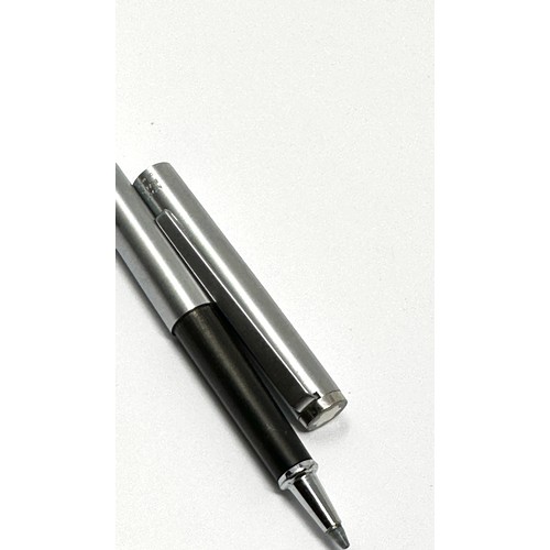 411 - Montblanc slimline brushed steel fineliner pen / rollerball