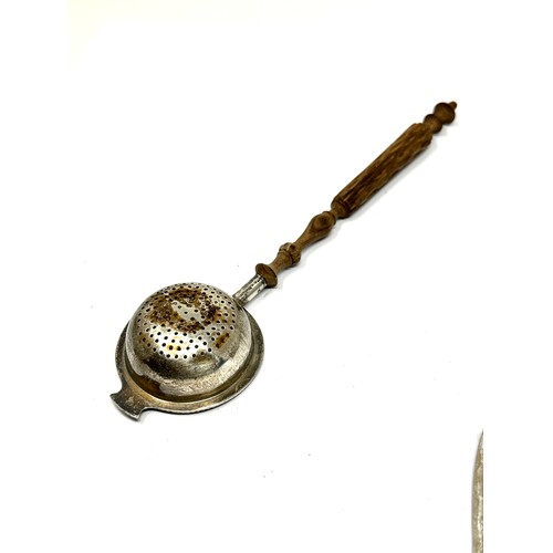 37 - .925 sterling tea strainer