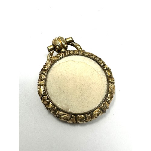 205 - gold antique locket (6.4g)