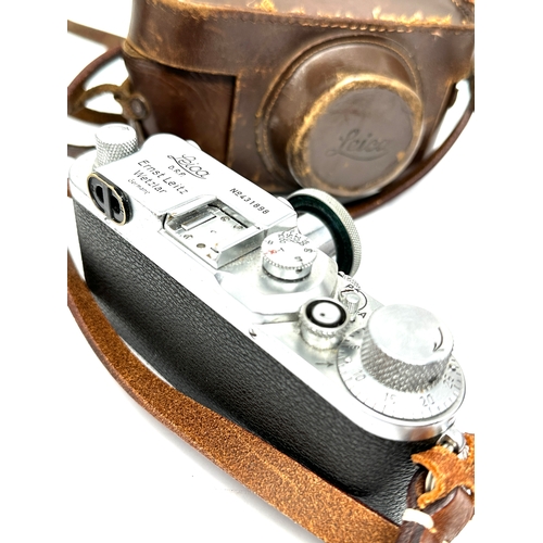 482 - Vintage Leica  Ernst Leitz  Wetzlar Camera