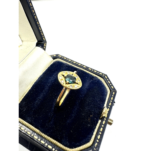 142 - Vintage 18ct gold sapphire & diamond ring weight 2.6g